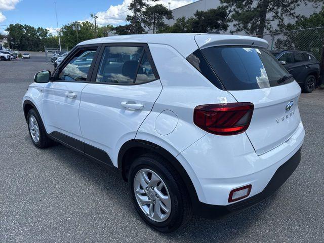 2024 Hyundai Venue SE