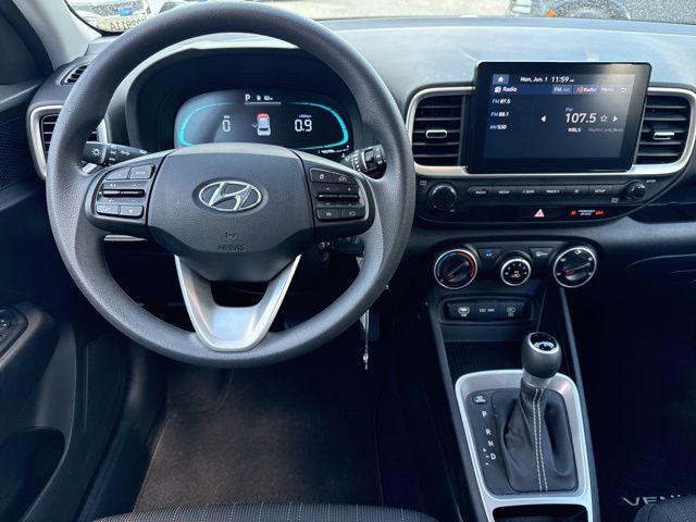 2024 Hyundai Venue SE
