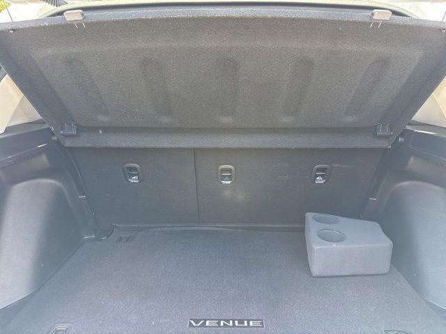 2024 Hyundai Venue SE