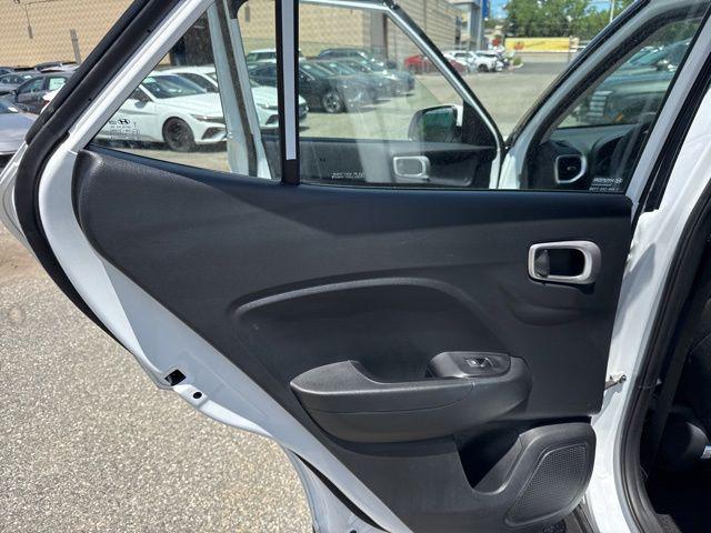 2024 Hyundai Venue SE