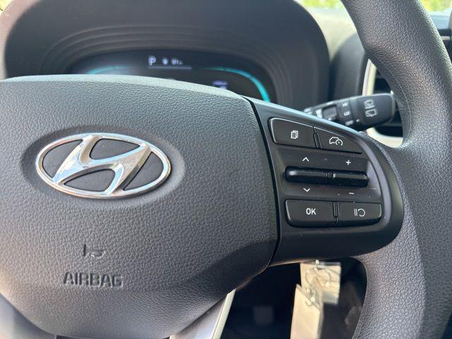 2024 Hyundai Venue SE