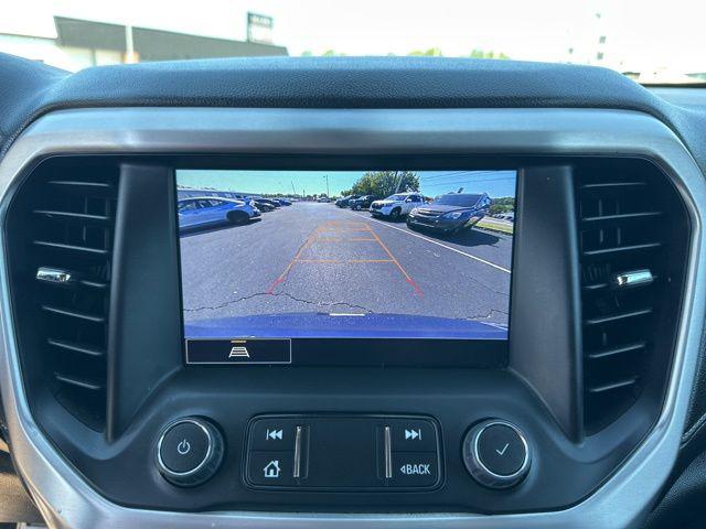 2023 GMC Acadia AWD SLT