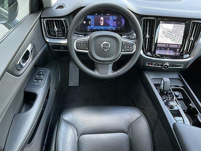 2025 Volvo S60 B5 Core
