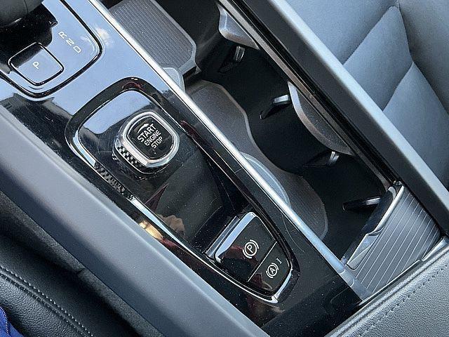 2025 Volvo S60 B5 Core