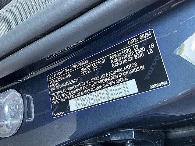 2025 Volvo S60 B5 Core