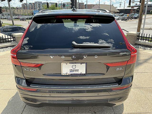 2023 Volvo XC60 B5 Core