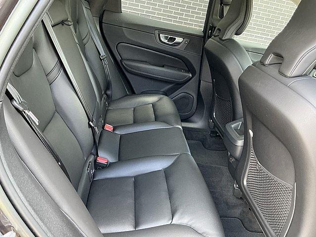 2023 Volvo XC60 B5 Core