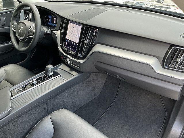 2023 Volvo XC60 B5 Core