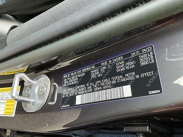 2023 Volvo XC60 B5 Core