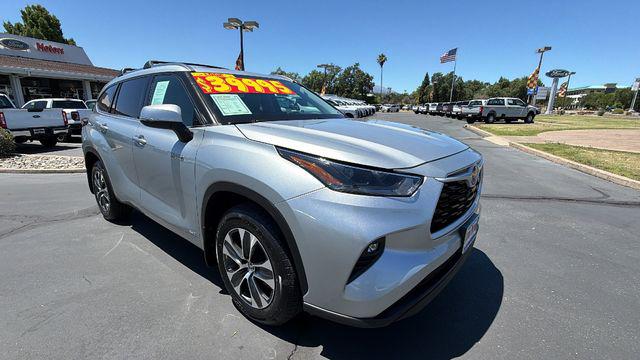 2021 Toyota Highlander Hybrid XLE