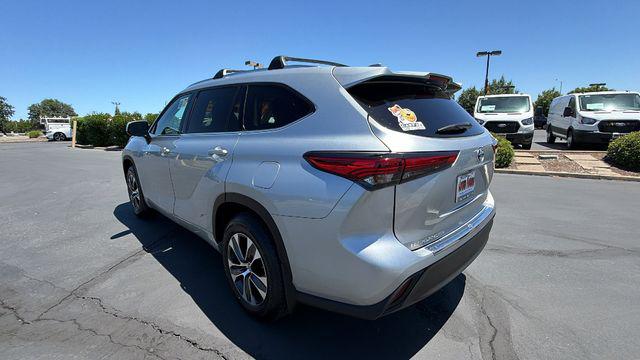 2021 Toyota Highlander Hybrid XLE