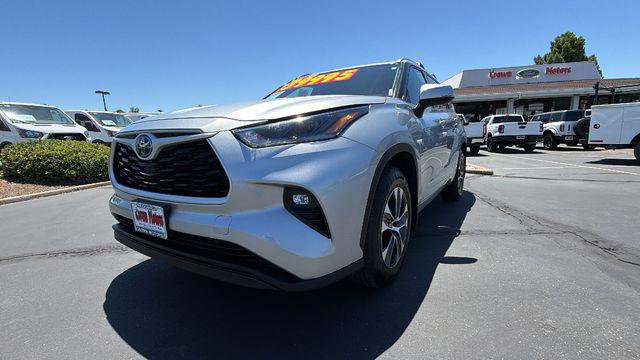 2021 Toyota Highlander Hybrid XLE