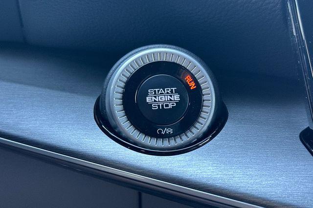 2026 Jeep Grand Wagoneer Limited Altitude 4x4