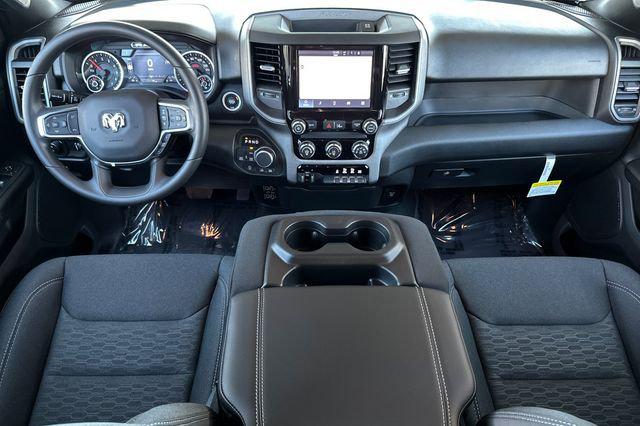 2026 Ram 1500 Warlock Crew Cab 4x4 5'7" Box