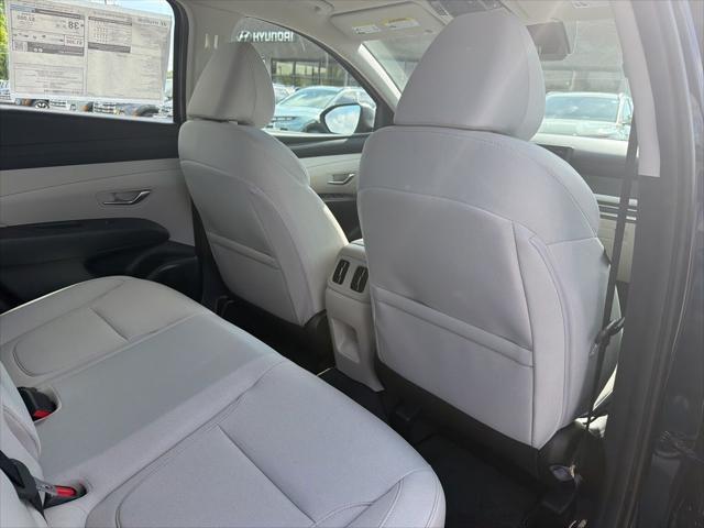 2026 Hyundai Tucson Hybrid Blue SE
