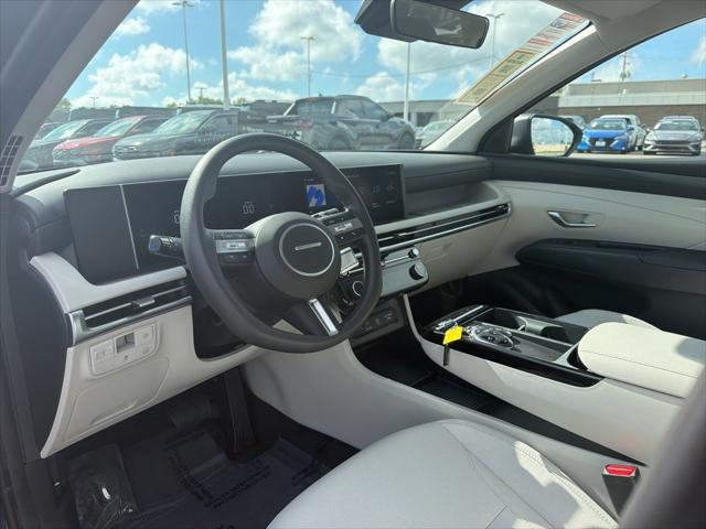 2026 Hyundai Tucson Hybrid Blue SE