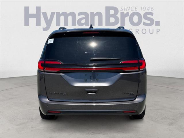 2023 Chrysler Pacifica Limited AWD
