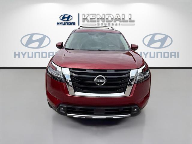 2022 Nissan Pathfinder SL 2WD