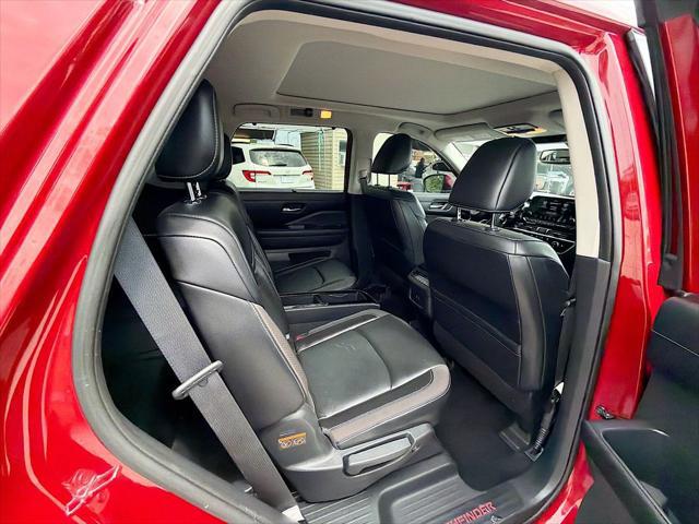 2022 Nissan Pathfinder SL 2WD