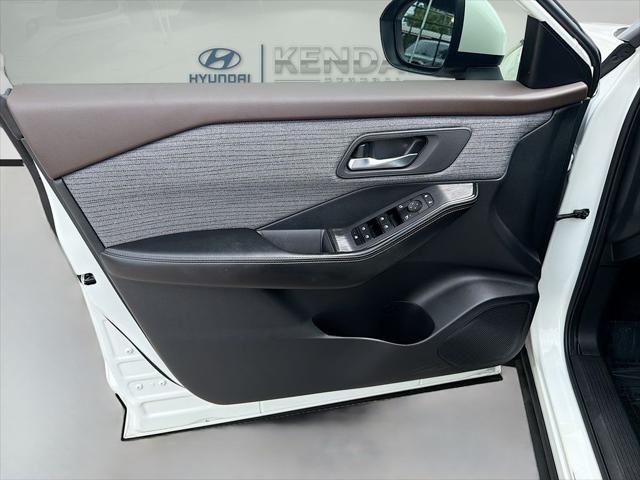 2023 Nissan Rogue SV FWD