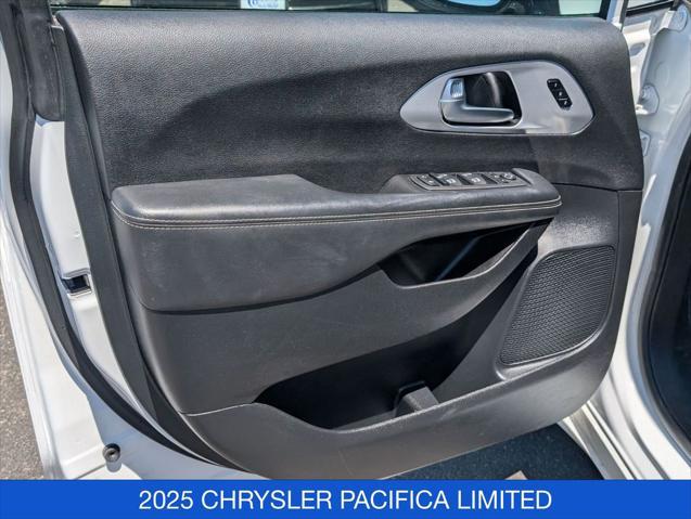 2025 Chrysler Pacifica Limited