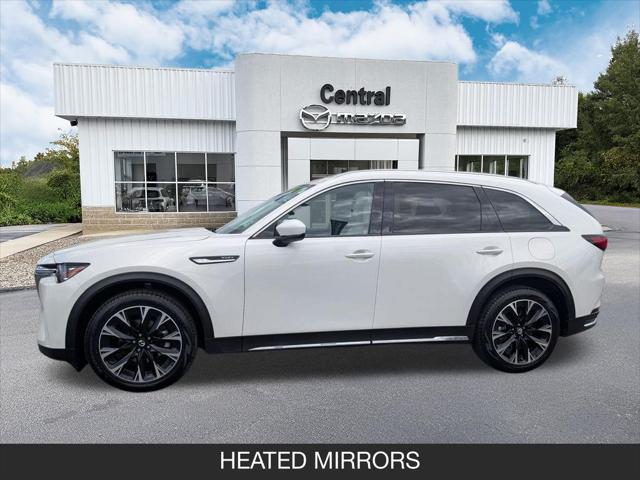 2024 Mazda X-90 Premium Plus
