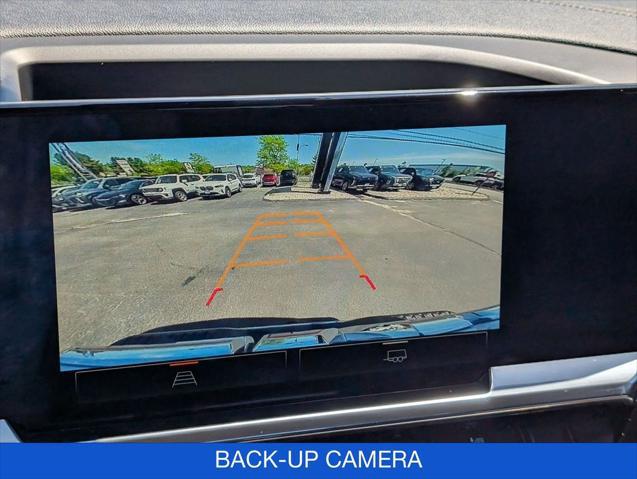 2025 GMC Sierra 1500 4WD Crew Cab Short Box SLT