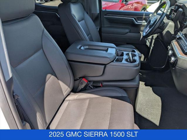 2025 GMC Sierra 1500 4WD Crew Cab Short Box SLT