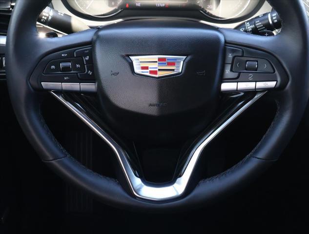2023 Cadillac XT6 FWD Premium Luxury