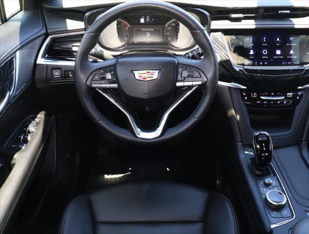 2023 Cadillac XT6 FWD Premium Luxury