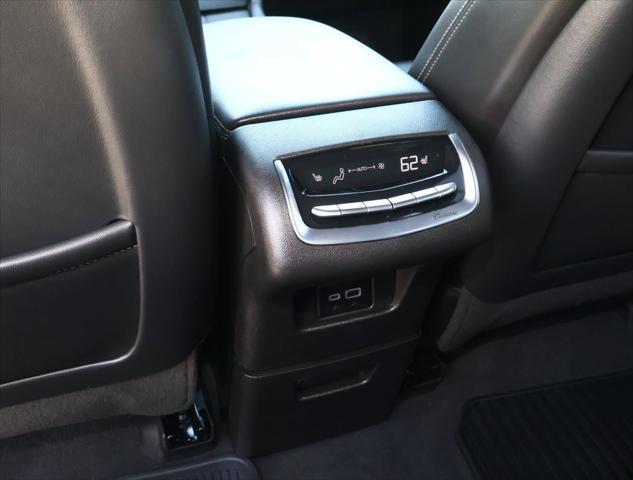 2023 Cadillac XT6 FWD Premium Luxury