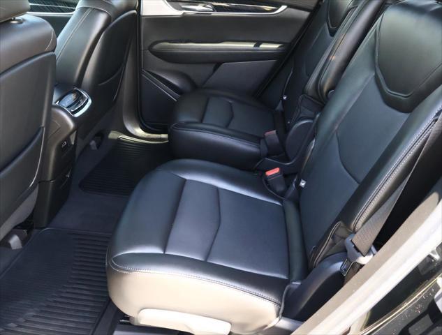 2023 Cadillac XT6 FWD Premium Luxury