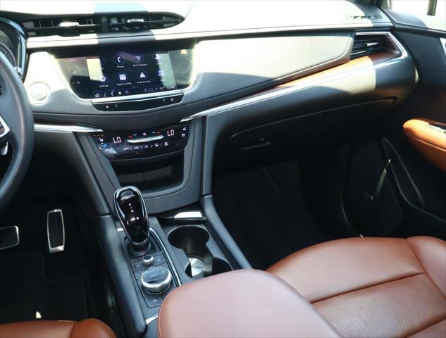 2022 Cadillac XT5 AWD Sport