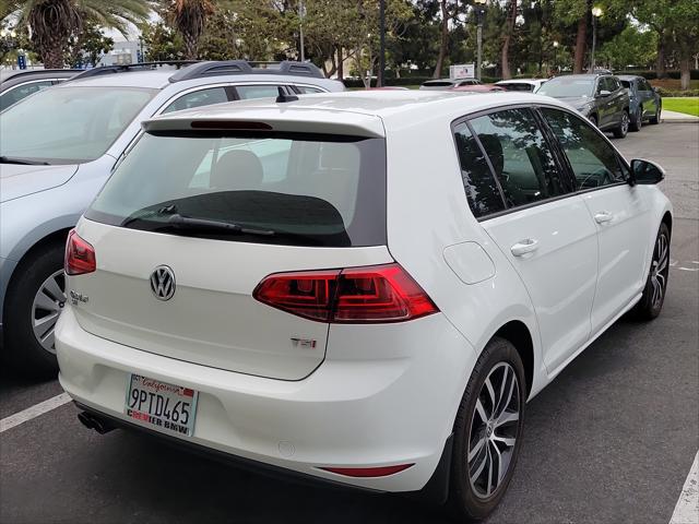 2016 Volkswagen Golf TSI SE 4-Door