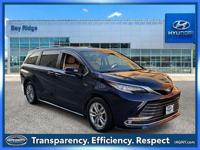 2022 Toyota Sienna Limited for sale in BROOKLYN, NY