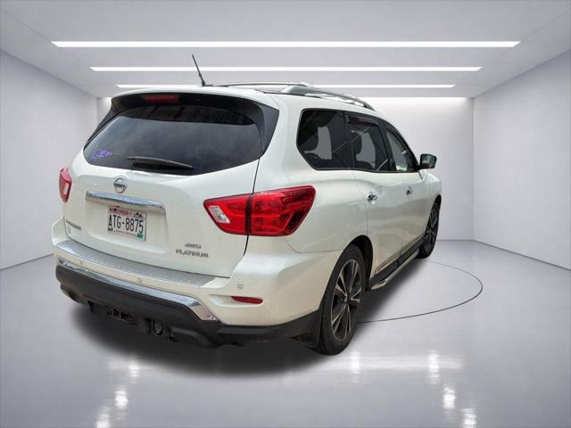 2018 Nissan Pathfinder Platinum