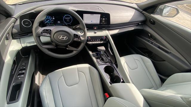 2026 Hyundai Elantra Hybrid Limited