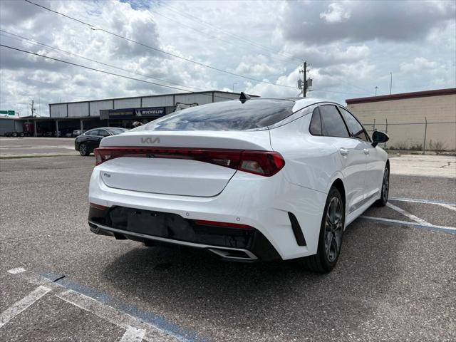 2022 Kia K5 EX