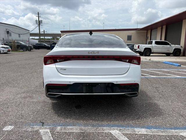 2022 Kia K5 EX