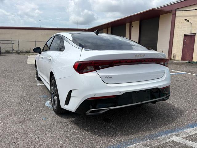 2022 Kia K5 EX