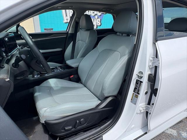 2022 Kia K5 EX