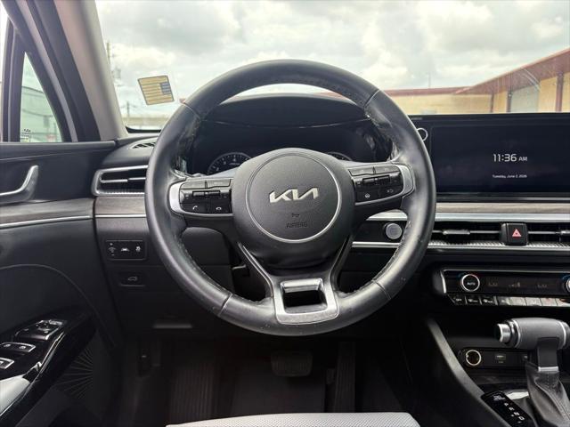 2022 Kia K5 EX