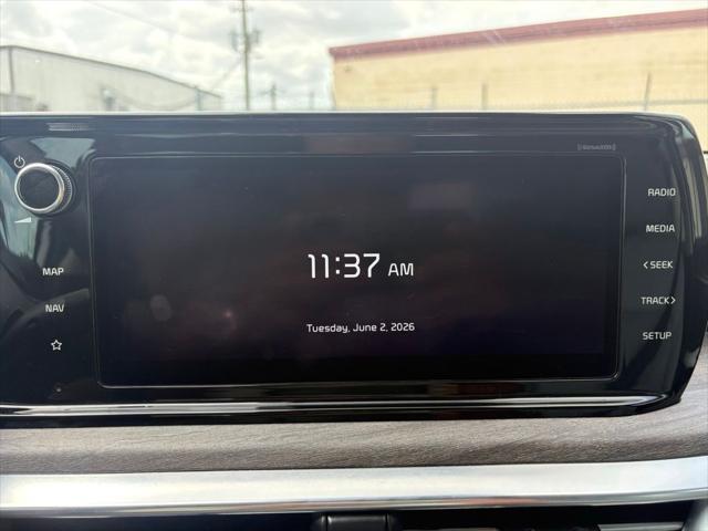 2022 Kia K5 EX