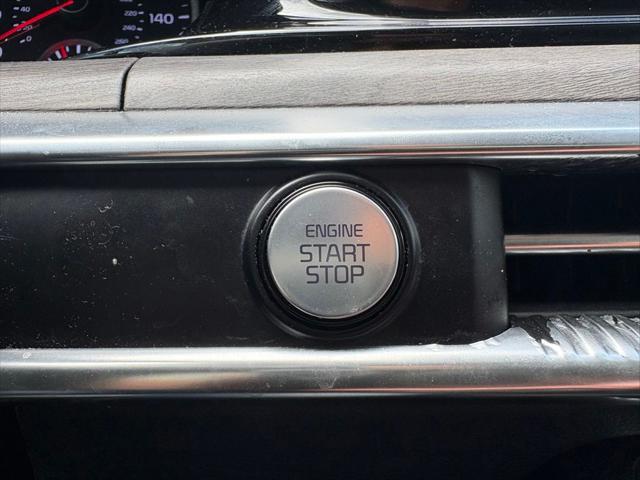 2022 Kia K5 EX