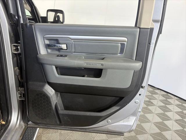 2020 Ram 1500 SLT Crew Cab 4x2 6'4" Box