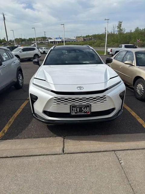 2025 Toyota Crown Signia Limited for sale in Hermantown, MN