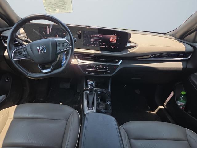2024 Buick NV Avenir FWD