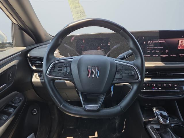 2024 Buick NV Avenir FWD