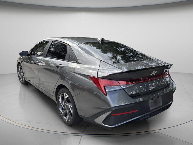 2025 Hyundai Elantra Hybrid SEL Sport