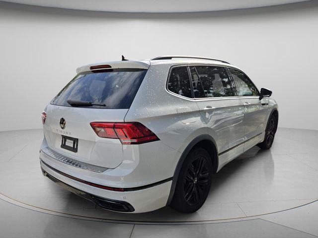 2022 Volkswagen Tiguan 2.0T SE R-Line Black